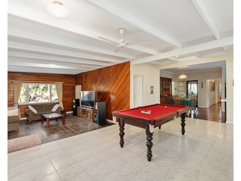 128 Gibbs Road, Nowergup WA 6032