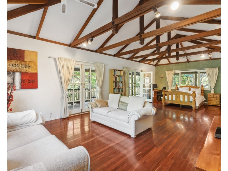 128 Gibbs Road, Nowergup WA 6032