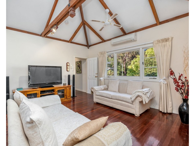 128 Gibbs Road, Nowergup WA 6032