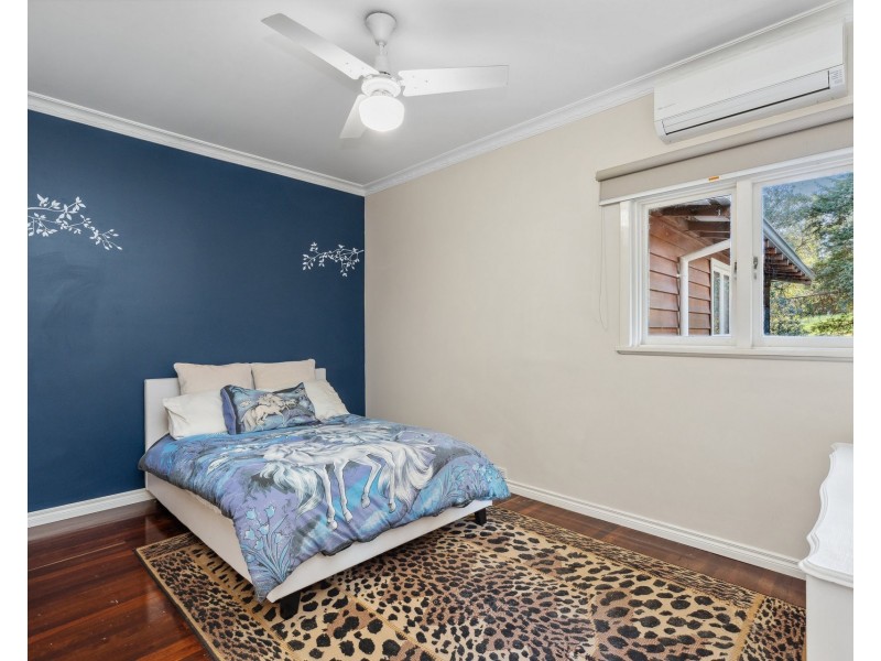 128 Gibbs Road, Nowergup WA 6032