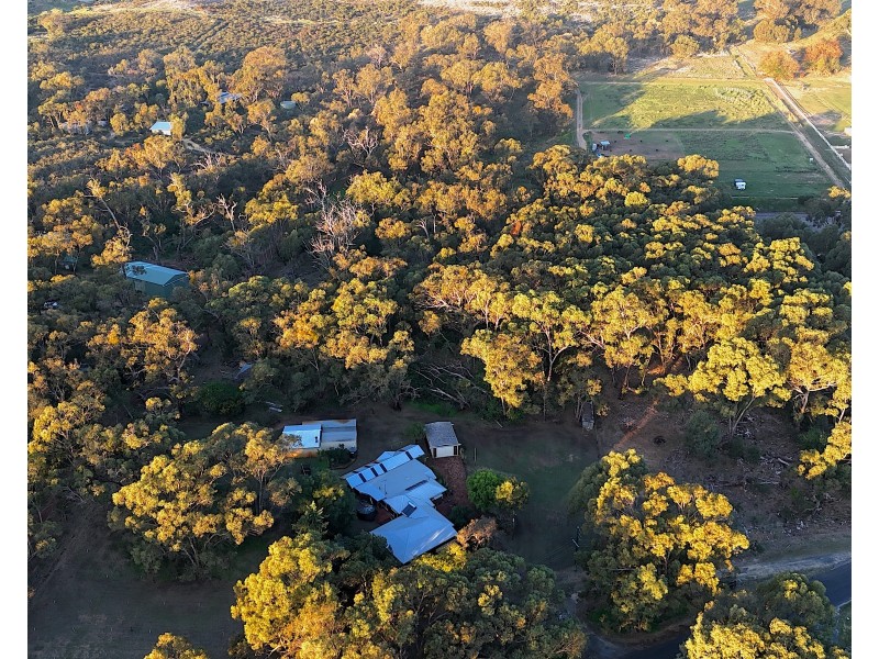 128 Gibbs Road, Nowergup WA 6032