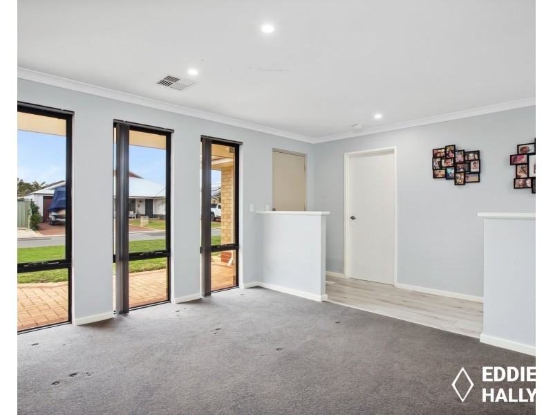 4 Grampian Crescent, Aubin Grove WA 6164