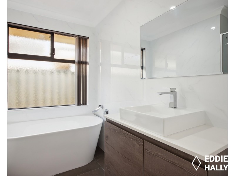 4 Grampian Crescent, Aubin Grove WA 6164