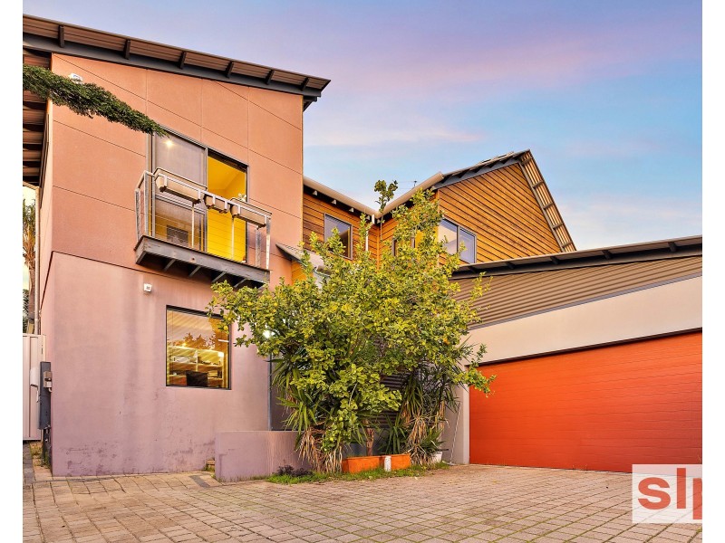 82B Weaponess Road, Scarborough WA 6019