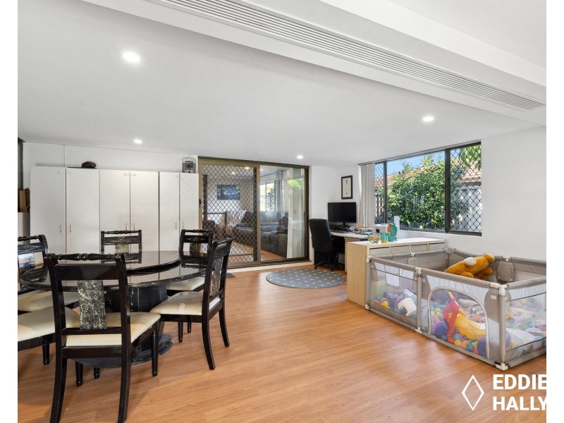 1 Plover Drive, Yangebup WA 6164
