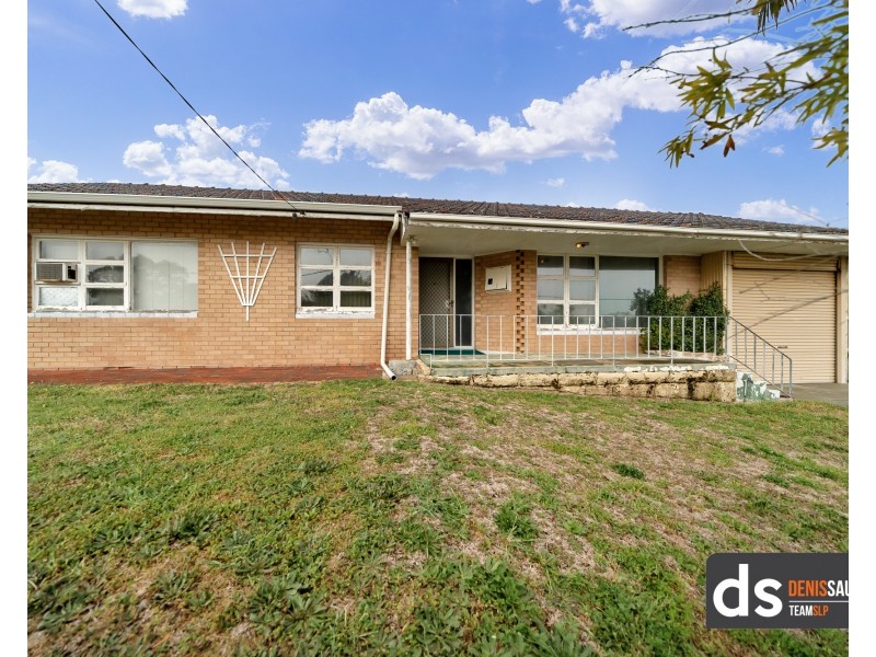 6 Oldfield Road, Girrawheen WA 6064