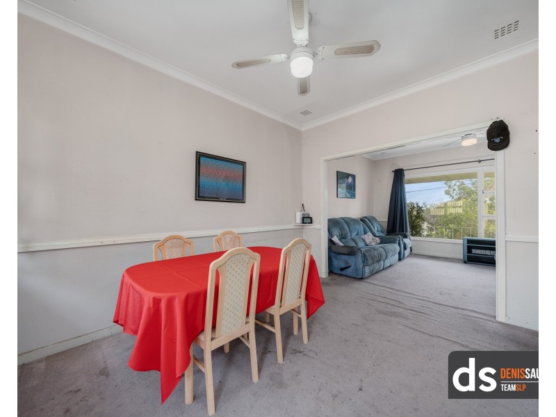 6 Oldfield Road, Girrawheen WA 6064