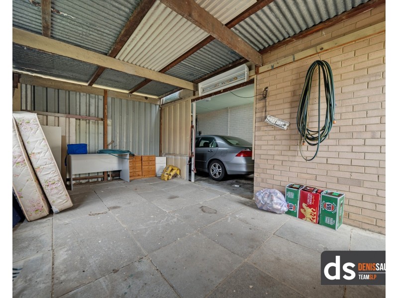 6 Oldfield Road, Girrawheen WA 6064