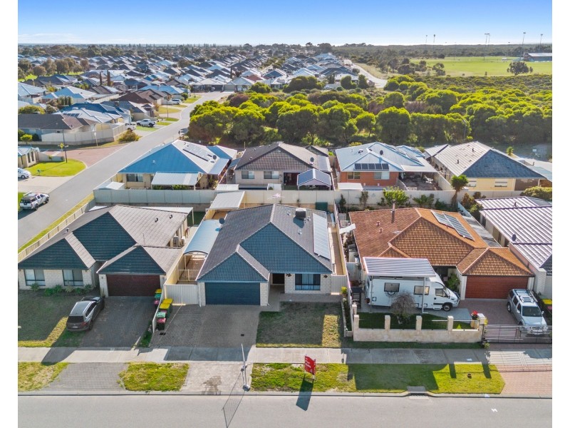 121 Forty Road, Secret Harbour WA 6173