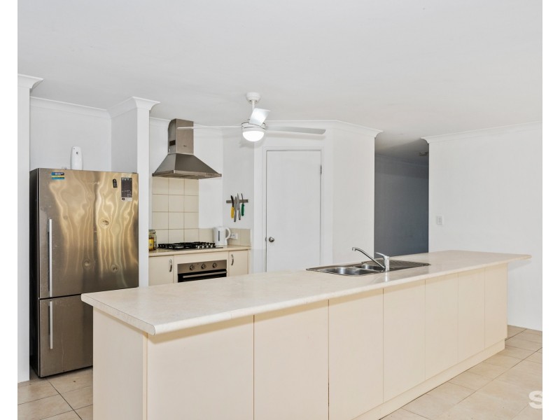 121 Forty Road, Secret Harbour WA 6173