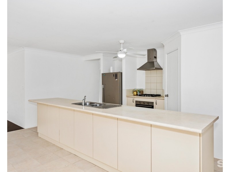 121 Forty Road, Secret Harbour WA 6173