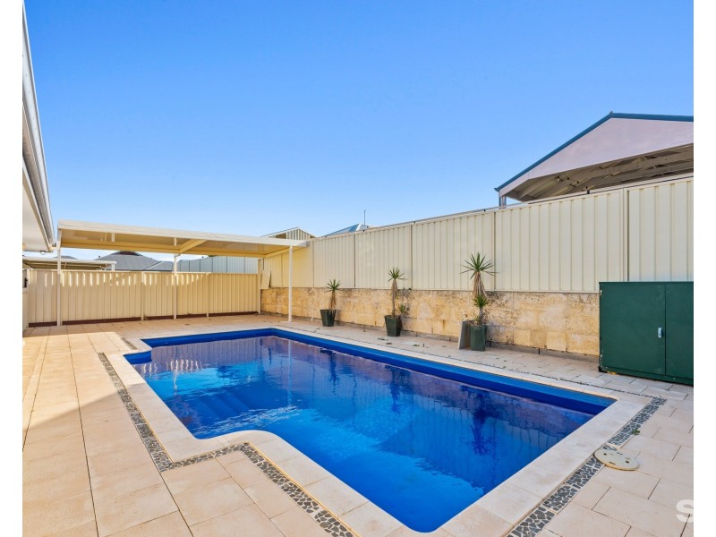 121 Forty Road, Secret Harbour WA 6173