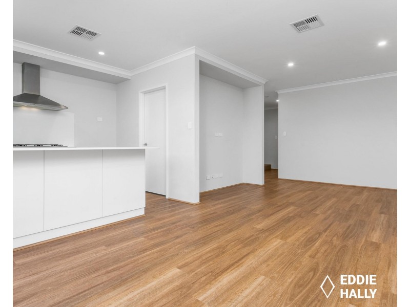 13 Tawny Lane, Wandi WA 6167