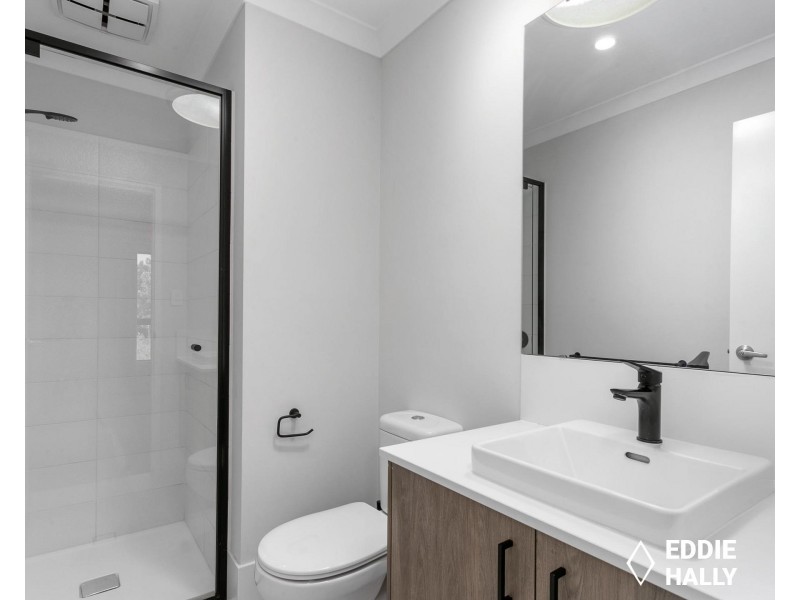 13 Tawny Lane, Wandi WA 6167