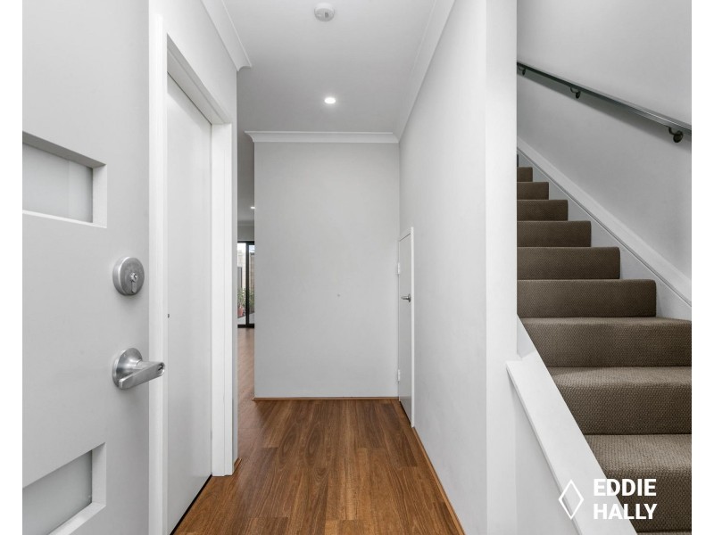 13 Tawny Lane, Wandi WA 6167