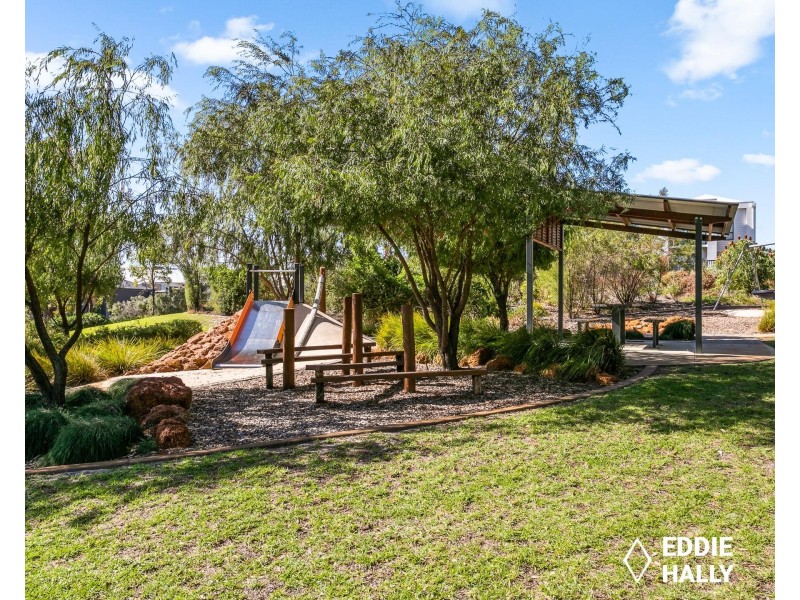 13 Tawny Lane, Wandi WA 6167