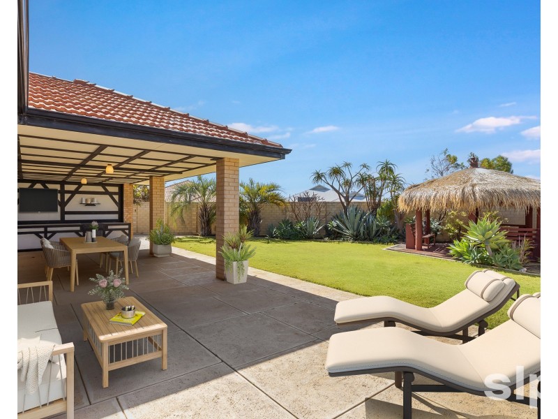 12 Grasshill Grange, Halls Head WA 6210