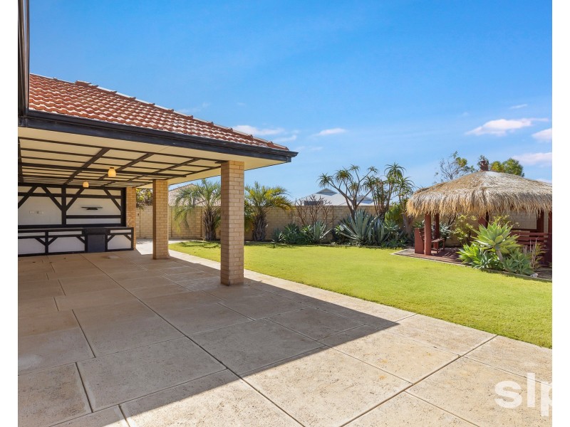 12 Grasshill Grange, Halls Head WA 6210