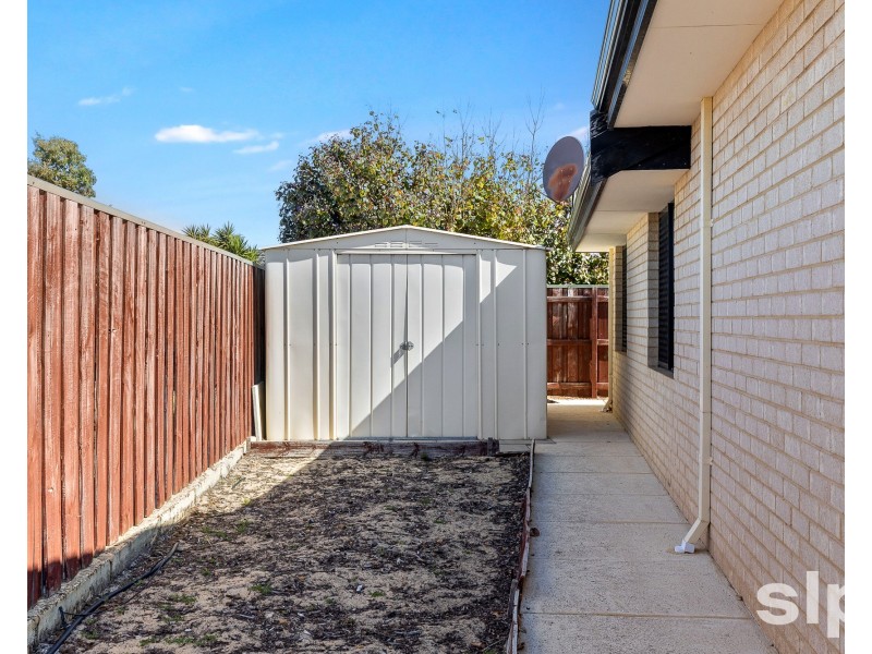 12 Grasshill Grange, Halls Head WA 6210