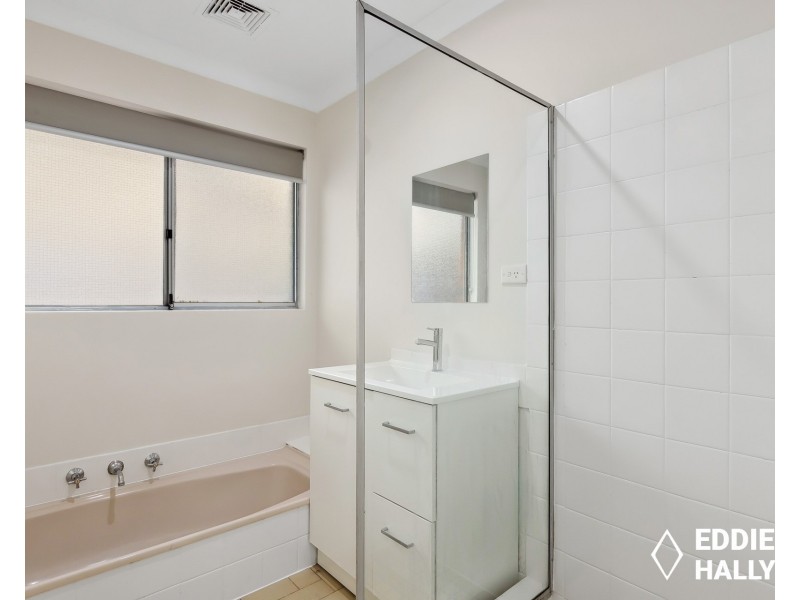 3 Moorhen Drive, Yangebup WA 6164