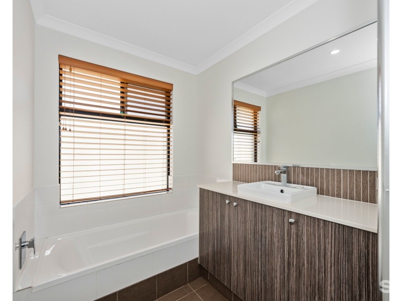 67 Greeson Parkway, Secret Harbour WA 6173