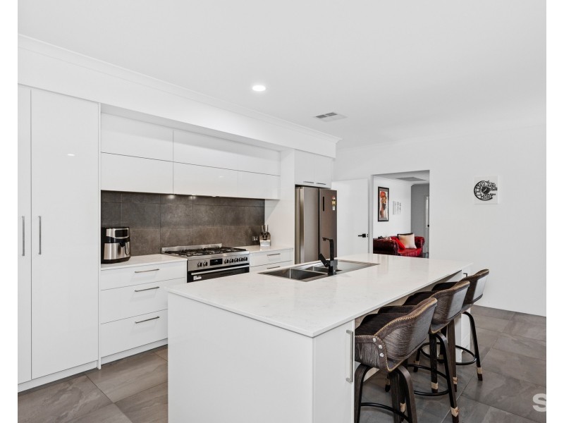 59 Persimmon Crescent, Karnup WA 6176