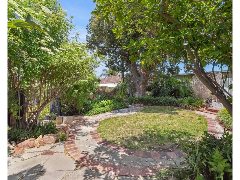 3 Crake Place, Yangebup WA 6164