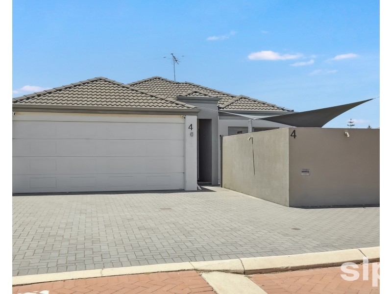 4 Indee Pass, Secret Harbour WA 6173