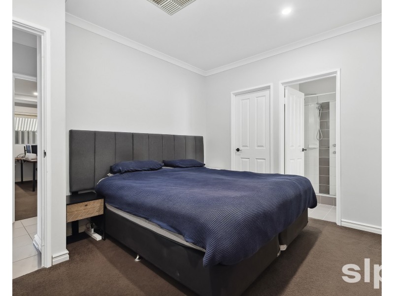 4 Indee Pass, Secret Harbour WA 6173
