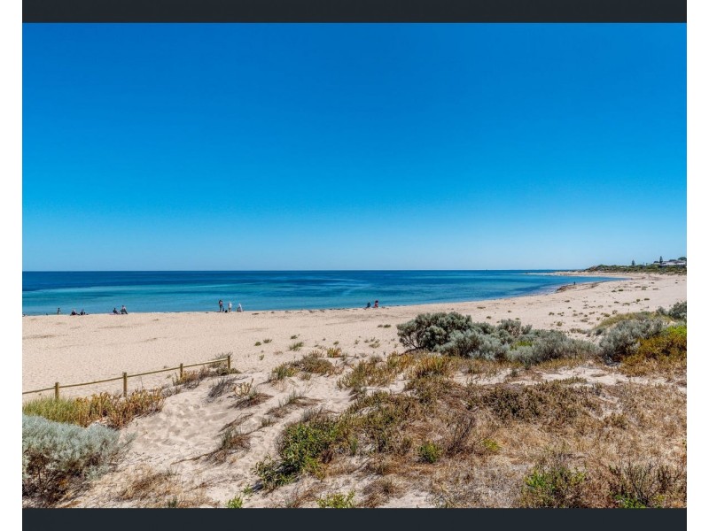 21 Honeydew Trail, Wannanup WA 6210