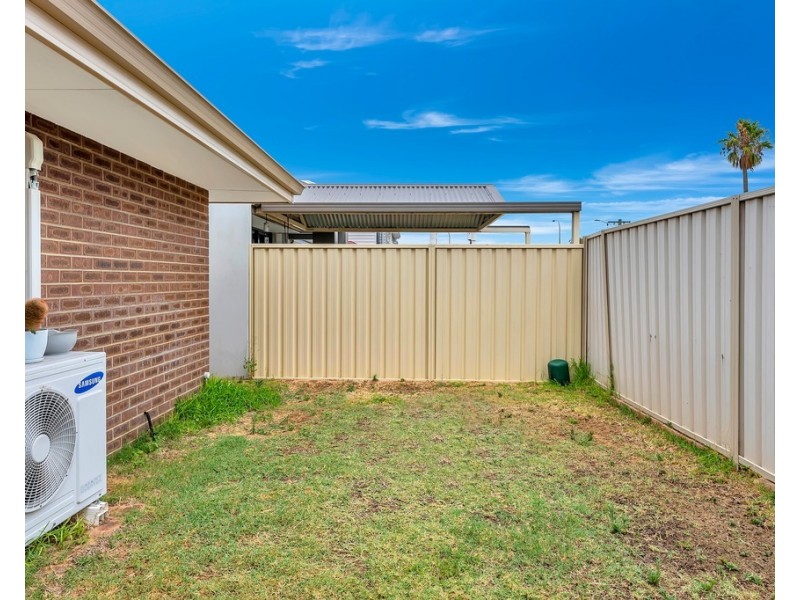 55 Frederick Street, Shoalwater WA 6169