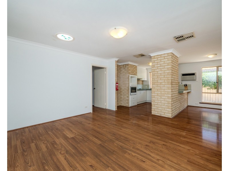 41 Knightsbridge Way, Thornlie WA 6108