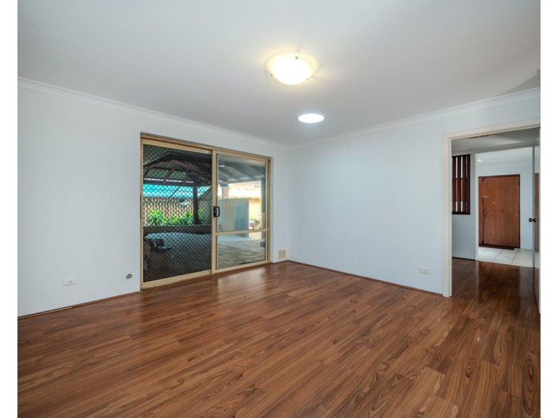 41 Knightsbridge Way, Thornlie WA 6108