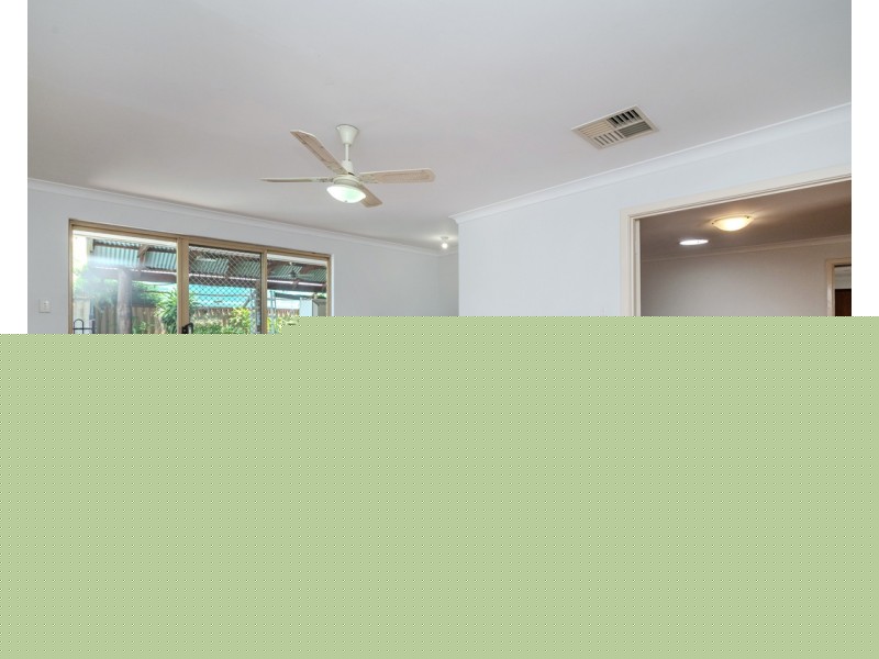 41 Knightsbridge Way, Thornlie WA 6108