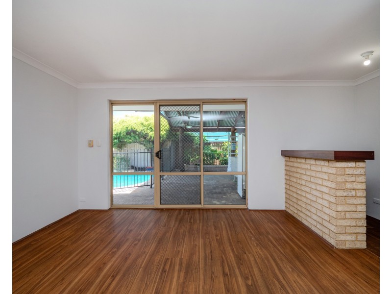 41 Knightsbridge Way, Thornlie WA 6108