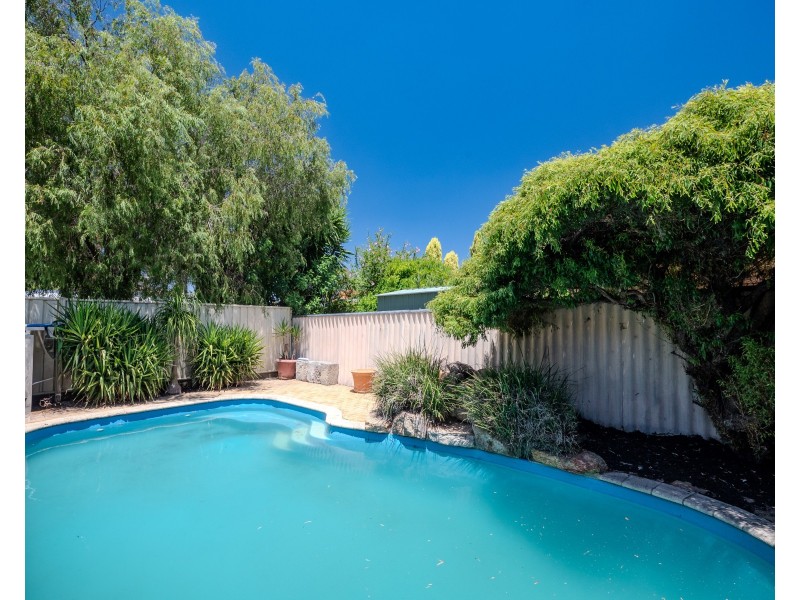 41 Knightsbridge Way, Thornlie WA 6108