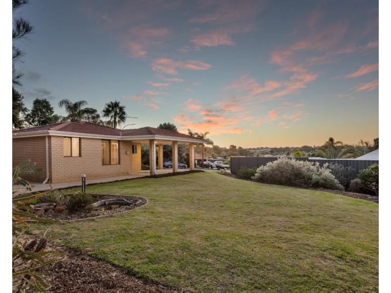 12 Hunnicutt Close, Yangebup WA 6164