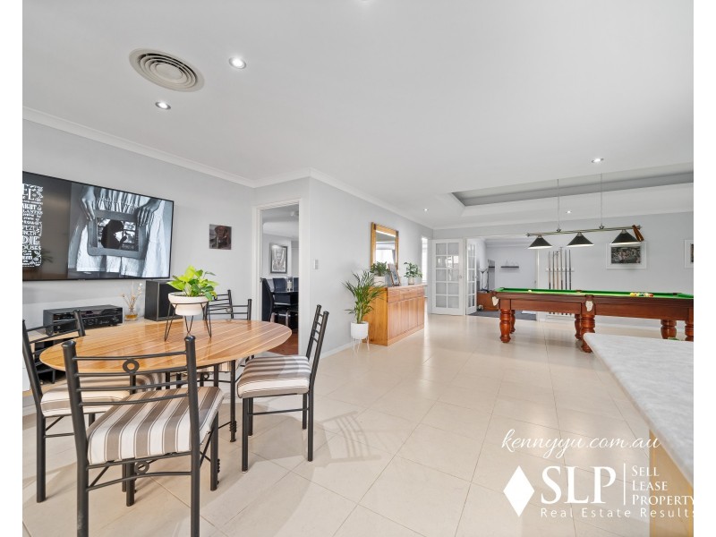 33 Bramley Loop, Madeley WA 6065