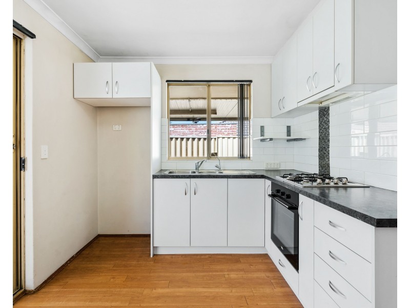 20 Sandalwood Close, Beechboro WA 6063