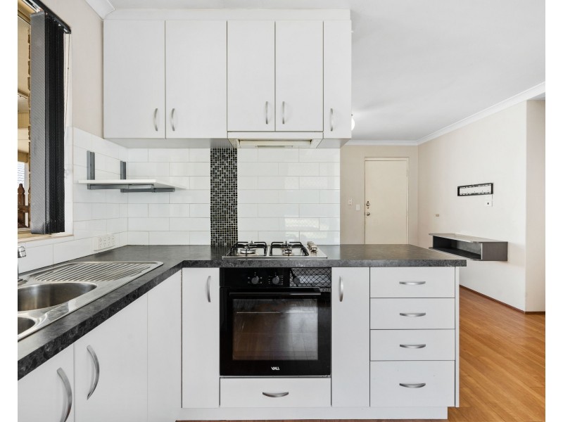 20 Sandalwood Close, Beechboro WA 6063