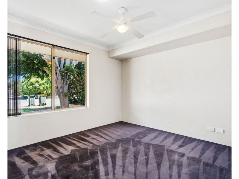 20 Sandalwood Close, Beechboro WA 6063