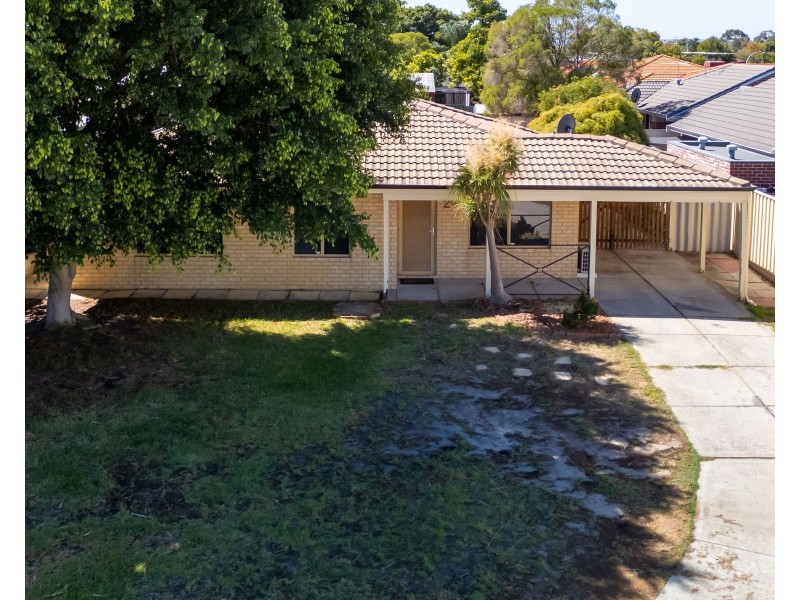 20 Sandalwood Close, Beechboro WA 6063