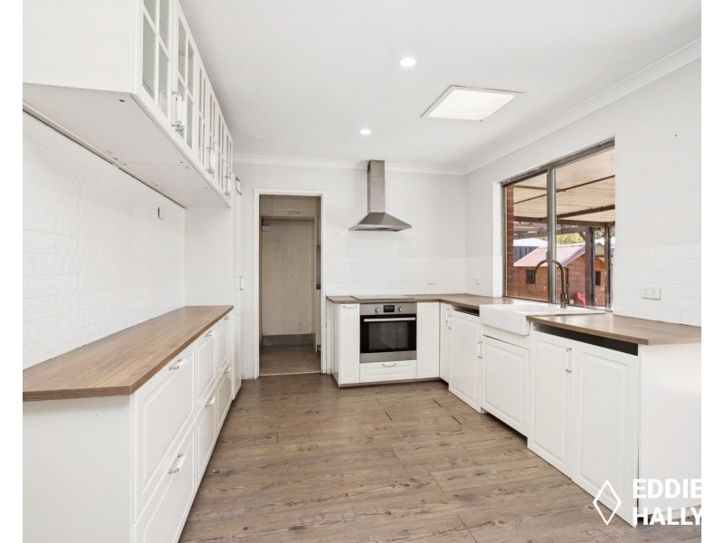 86 Sandpiper Loop, Yangebup WA 6164