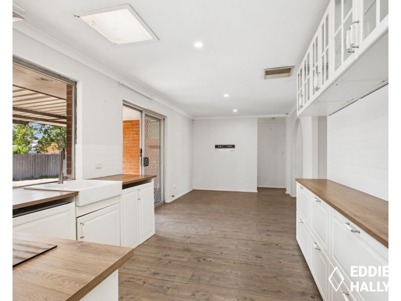 86 Sandpiper Loop, Yangebup WA 6164