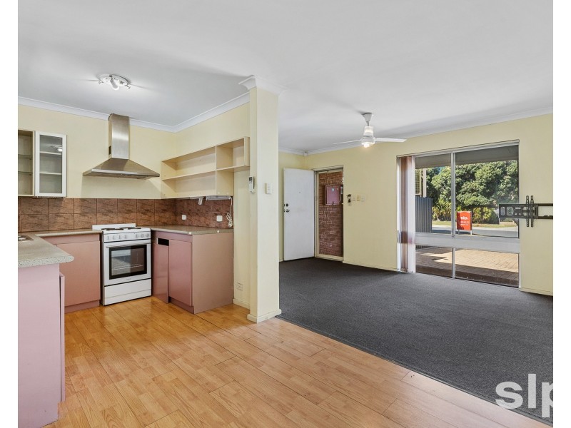 11 Kurrajong Road, Safety Bay WA 6169