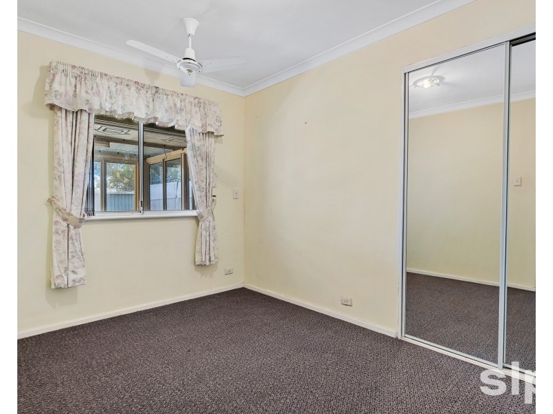 11 Kurrajong Road, Safety Bay WA 6169