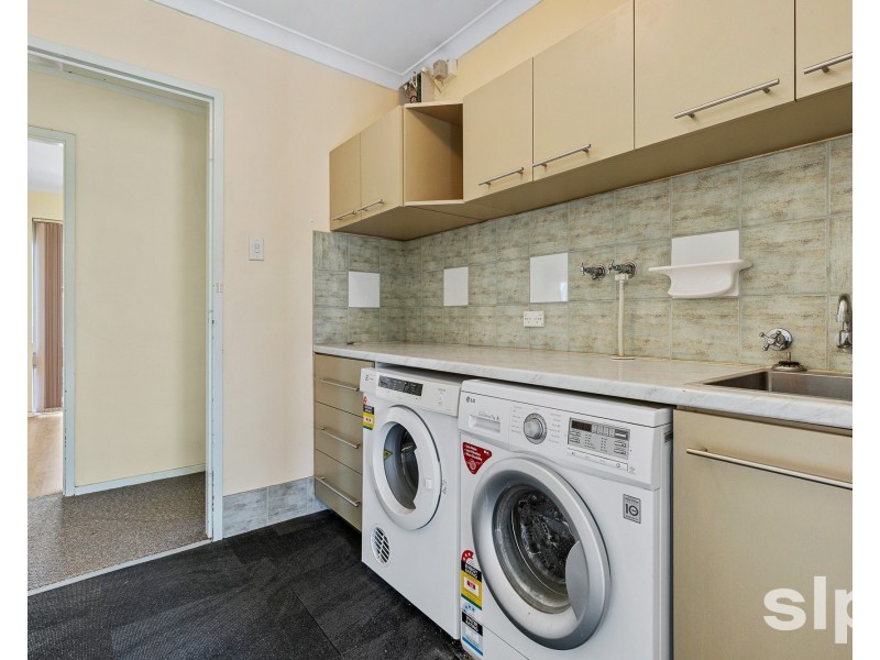 11 Kurrajong Road, Safety Bay WA 6169