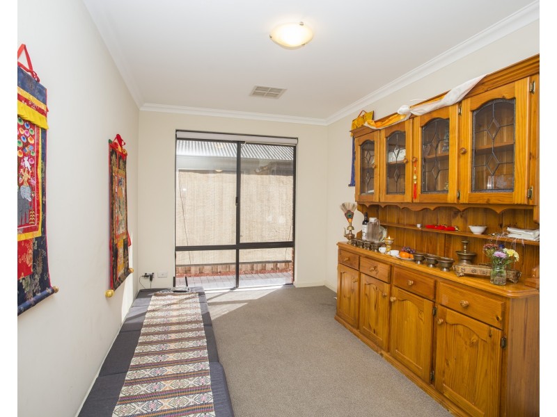 15 Redstone Trail, Ellenbrook WA 6069