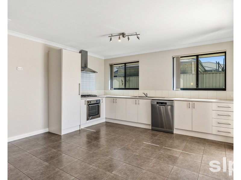 16 Kirra Road, Secret Harbour WA 6173