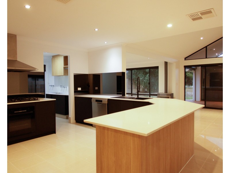 75 Southport Boulevard, Dawesville WA 6211